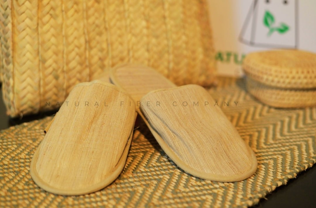 Banana Fiber Slippers, Luxury Spa Slippers, Non-slip Closed Toe Washable Slippers for Hotel, Guest ,Travel, Women and Men, Washable Slippers for Home Hotel Spa Bedroom,